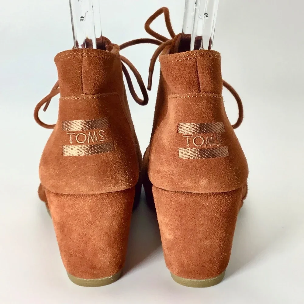 Toms Kala Rust Brown Lace Up‎ Suede Wedge Heels Ankle Boot Booties Women's 7.5